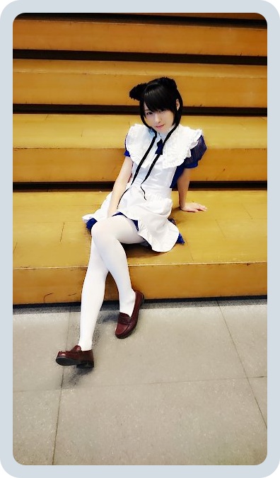 batch_CeJW_ISUEAARz8t