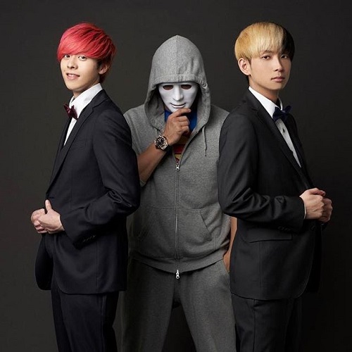 カル×ピンとプロデューサーのラファエル