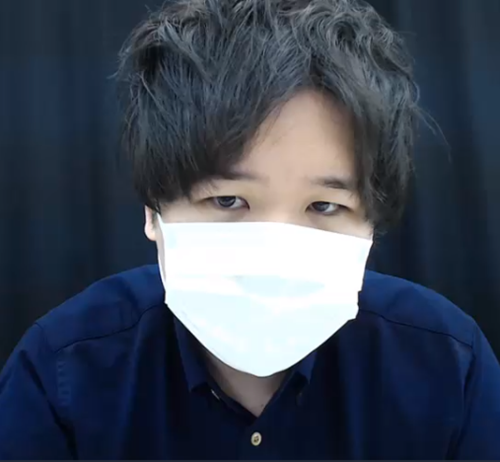 コレコレの年齢と誕生日は？